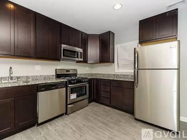 Main picture of 1914 W 21st Pl