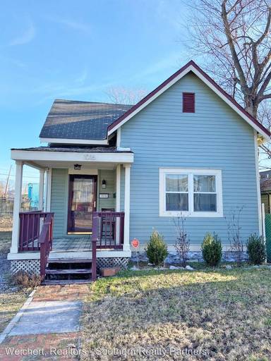 Main picture of 1016 2nd Ave S