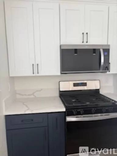 Main picture of Newport Terrace Apartments