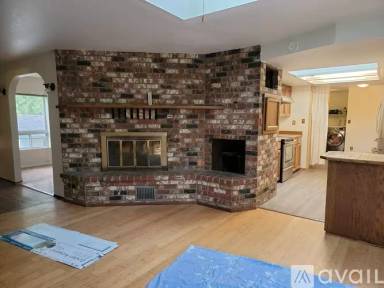 Main picture of 20923 SE 82nd St