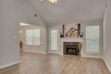 Main picture of 507 Stirling Bridge Rd