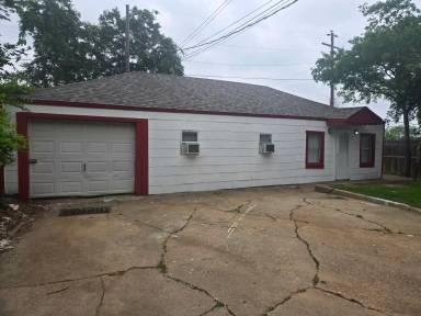 Main picture of 2606 Bomar Ave