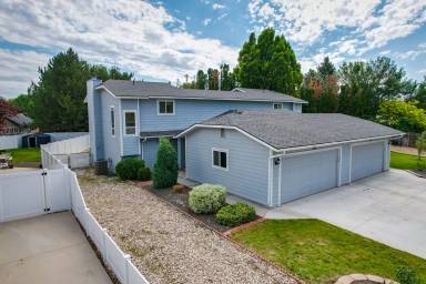 Main picture of 3288 W Sugar Creek Dr