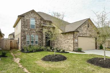 Main picture of 21218 Flowering Dogwood Cir