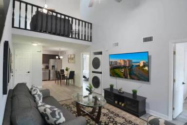 Main picture of 515 37th Ave N