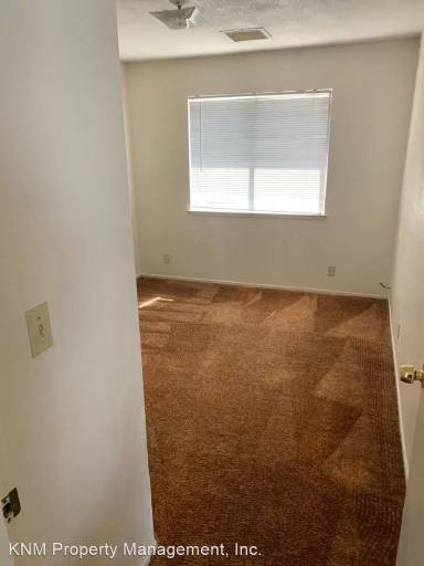 Main picture of 337 S Sunset St