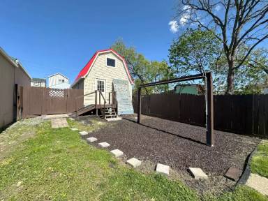 Main picture of 1146 Upper Mulberry St