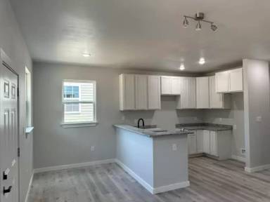 Main picture of 1501 Valmar St
