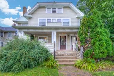 Main picture of 712 W 28th St