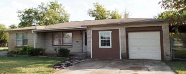 Main picture of 7801 Terry St