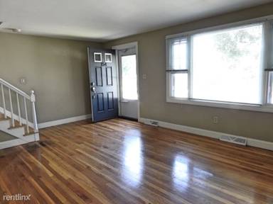 Main picture of 154 Roysan St