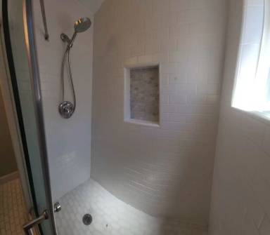 Main picture of 887 Lincoln St