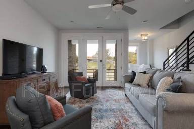 Main picture of 505B Wedgewood Ave