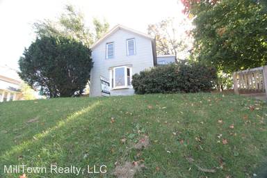 Main picture of 1713 E 13th St