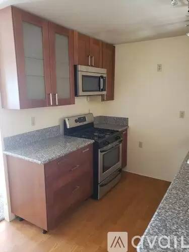 Main picture of 74015 Aster Dr