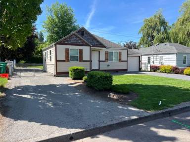 Main picture of 115 Cedar Ln