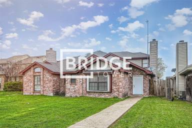 Main picture of 7409 Rutgers Cir