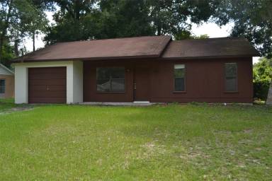 Main picture of 2327 NE 10th Ct