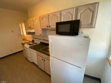 Main picture of 206 Chestnut Hill Ave
