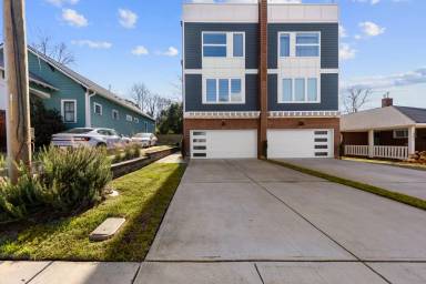 Main picture of 327 Coxe Ave