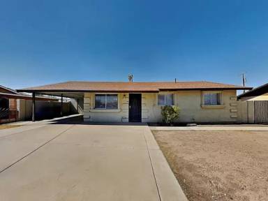 Main picture of 635 E Franklin Ave