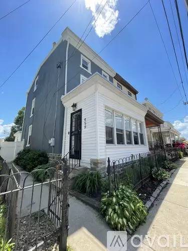 Main picture of 459 Delmar St