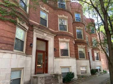 Main picture of 1219 E 52nd St