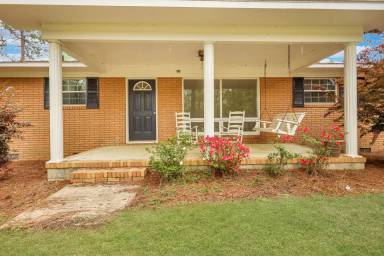 Main picture of 344 Surrency Rd