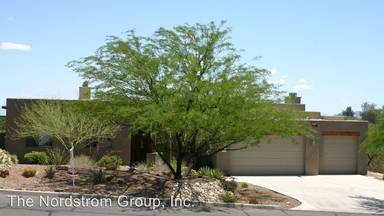 Main picture of 913 W Placita Luna Bella