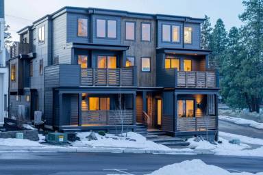 Main picture of 61579 SW Riverwalk Ln