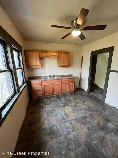 Main picture of 11214 Greenwich Ave