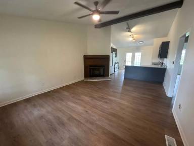 Main picture of 109 Miller Dr