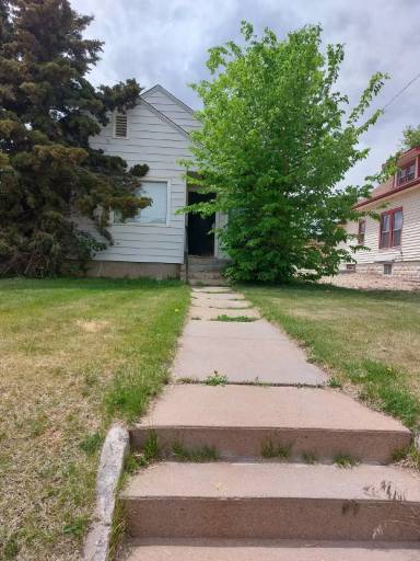 Main picture of 2115 9th Ave