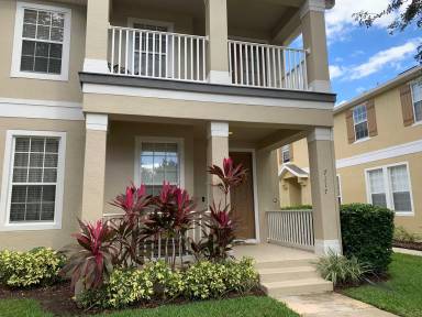 Main picture of 7109 Harmony Square Dr S