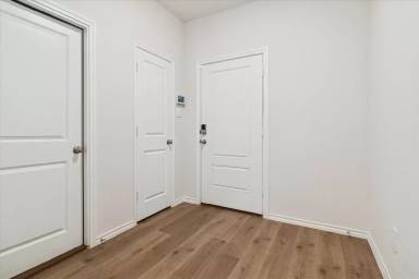 Main picture of 13113 Dawson Dr