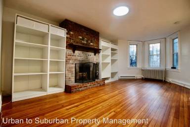 Main picture of 100 8th St NE