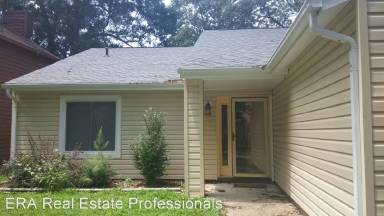 Main picture of 1749 Pompey St