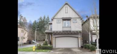 Main picture of 120 NE Stonebriar Ln