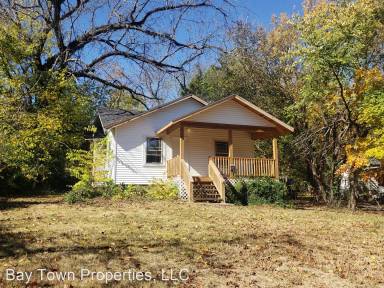 Main picture of 2829 N Grant Ave