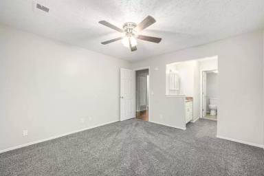 Main picture of 11812 Arbor St