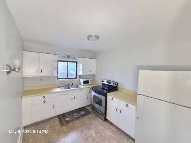 Main picture of 411-413 E Mansfield St