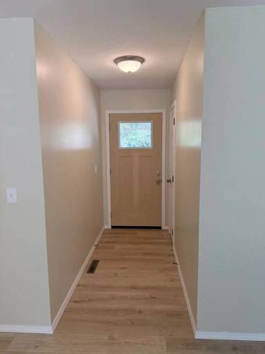 Main picture of 5842 Buttercup St
