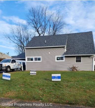 Main picture of 30 Redbrook Ln