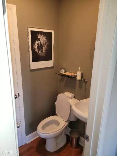 Main picture of 425 Chestnut St