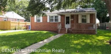 Main picture of 3006 Mayon Dr