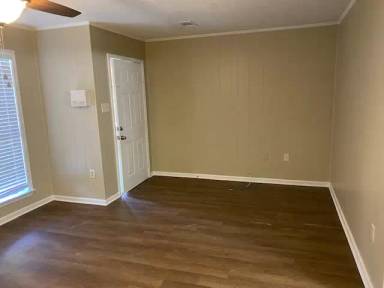 Main picture of 310 Mildred St
