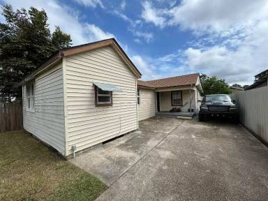 Main picture of 308 W Green St