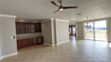 Main picture of 7500 Toscana Blvd