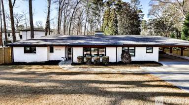 Main picture of 865 Moores Mill Rd NW