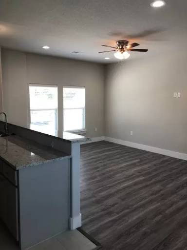 Main picture of 1121 Bernard St